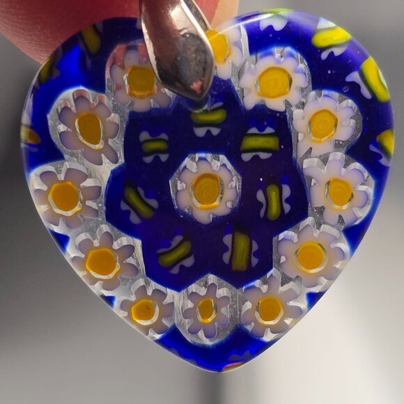 Murano Style Millefiori Heart Pendant 1.5" White Daisy Mosaic 18k GP Bail - Picture 10 of 10